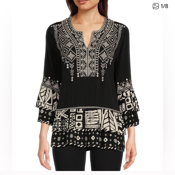 John Mark Tops - John Mark Black Cream Embroidered Merrow Edge Tunic Size L 46”